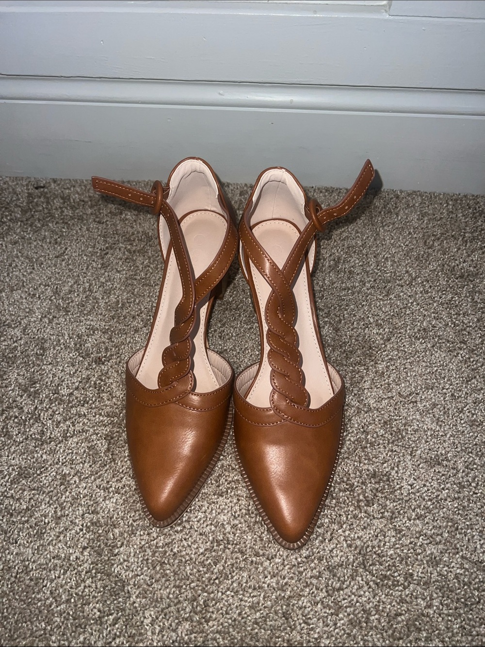 Coutgo Women’s Tan Braided T-Strap Pointed-Toe Pumps